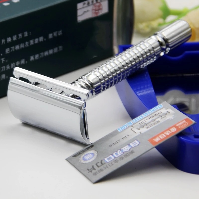 メンズ ダブルエッジひげシェービングカミソリ - トラディシ - Men'S Grooming Accessories Kit のレビューと価格